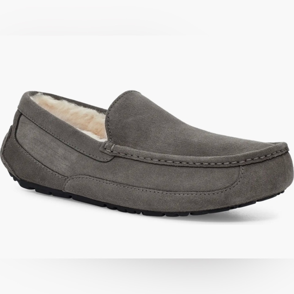 UGG ASCOT CHARCOAL GREY SUEDE SHEEPSKIN SLIPPERS MOCCASINS SHOES SIZE 11 MEN